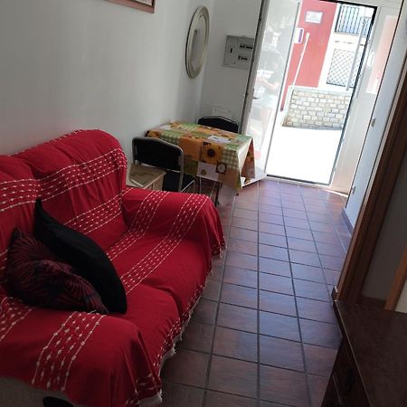 Апартаменты Apartamento En El Centro Del Pueblo Робледо-де-Чавела Экстерьер фото